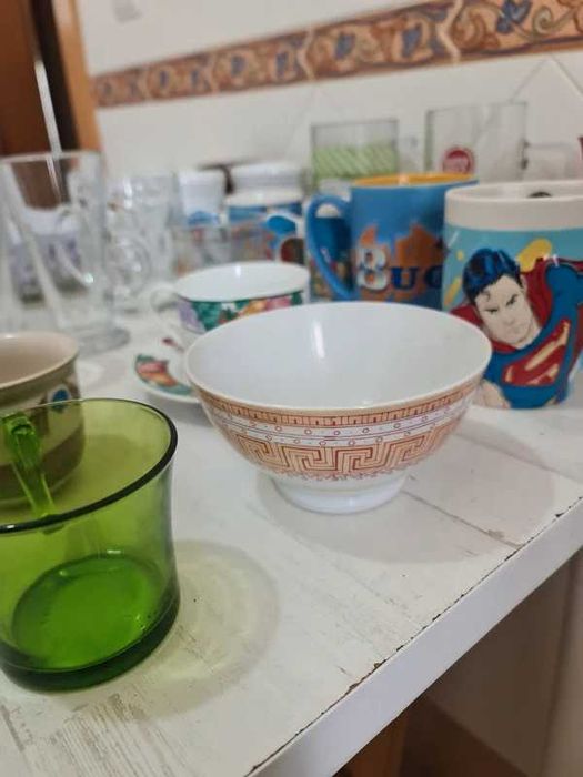 Conjunto Lote Copos Canecas Louças Porcelanas Vidros Taças Antigos