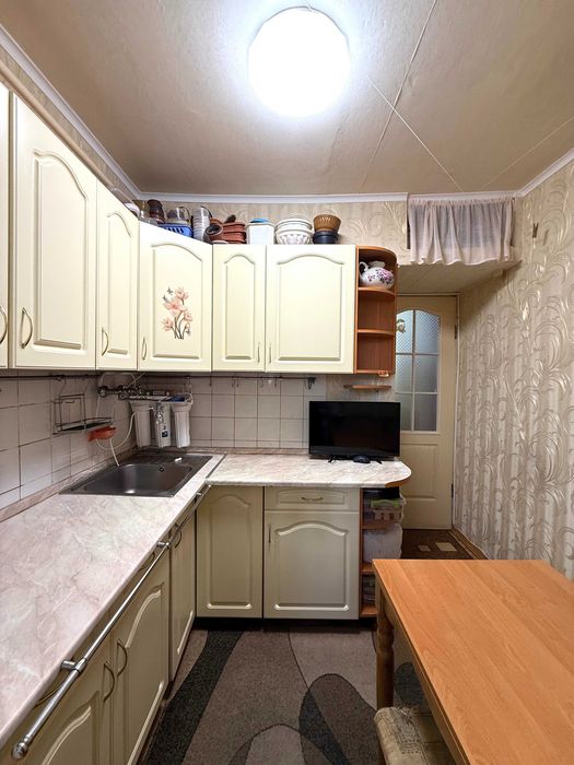 Продам 2к Квартиру Метро Дарниця