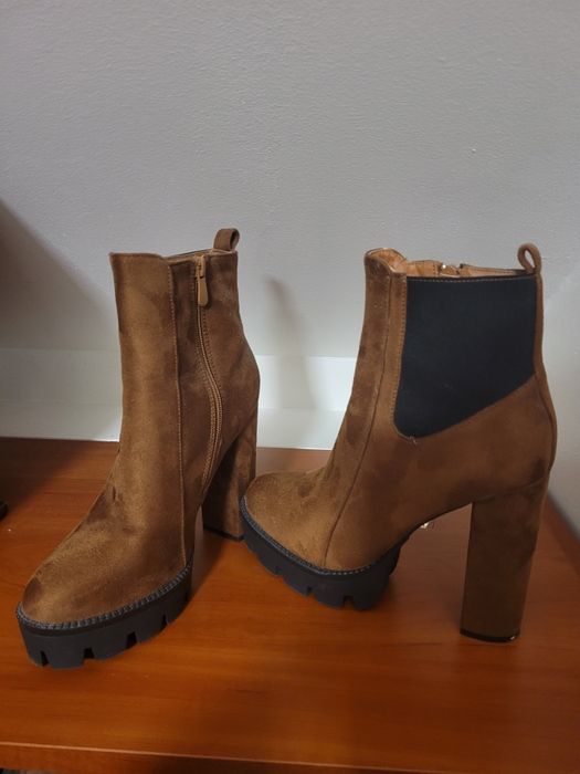Kozaki i botki damskie