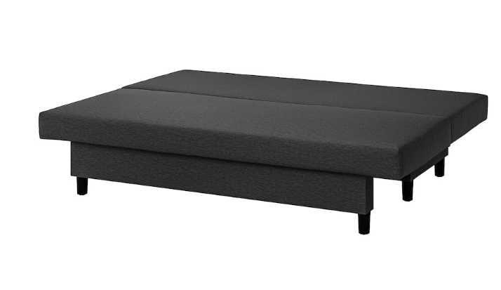 Sofá Älvdalen com 2 anos de uso