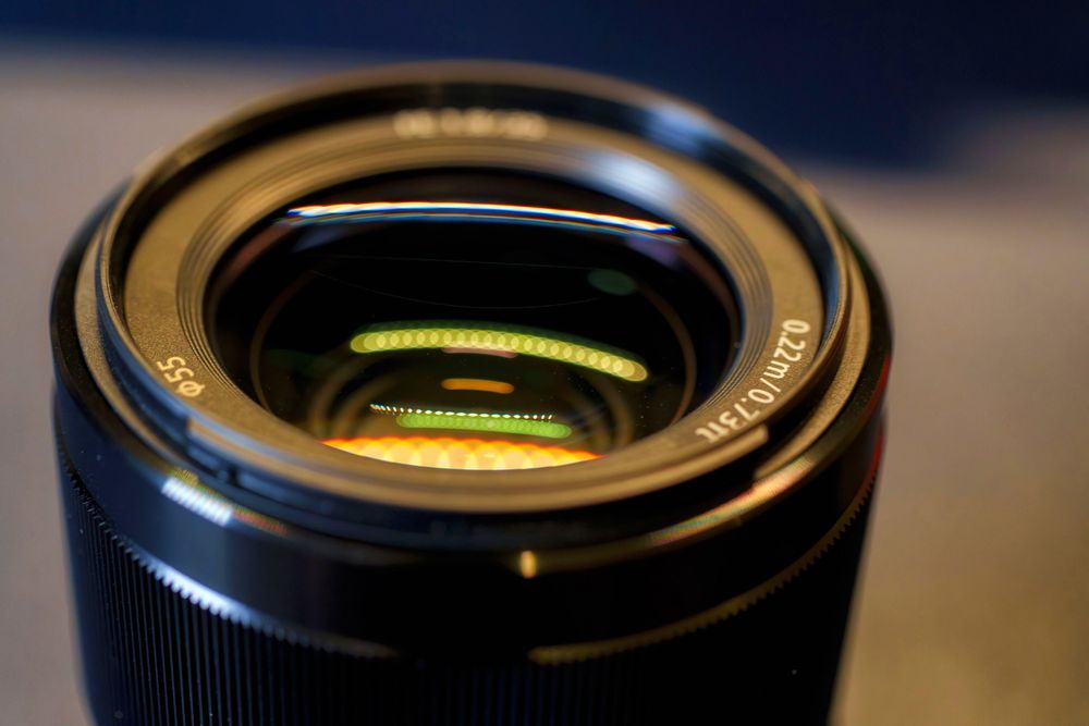 Sony 35mm f/1.8 – Como Nova (com caixa)