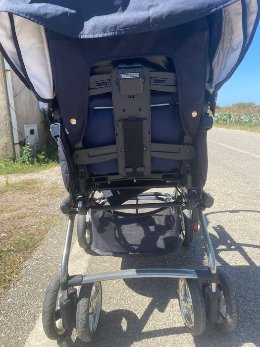 Vendo carrinho de bebé para gémeos.