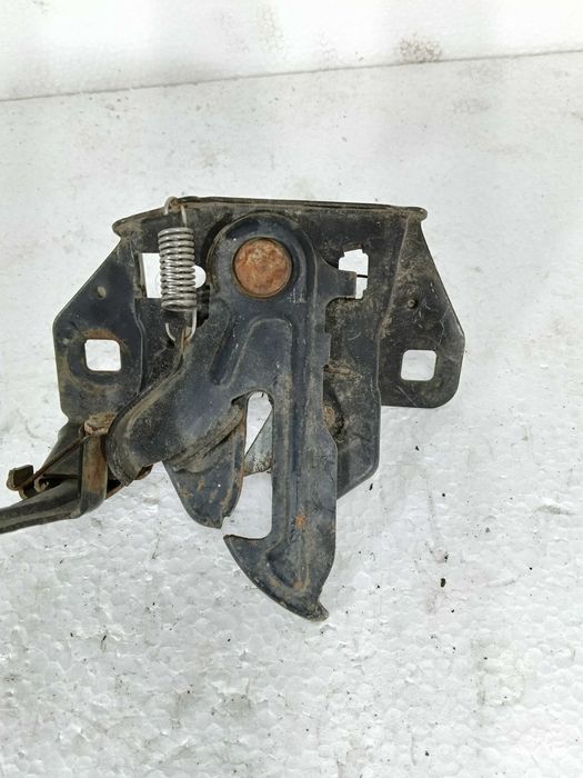 Замок капота Dodge Caravan 3 Додж Караван