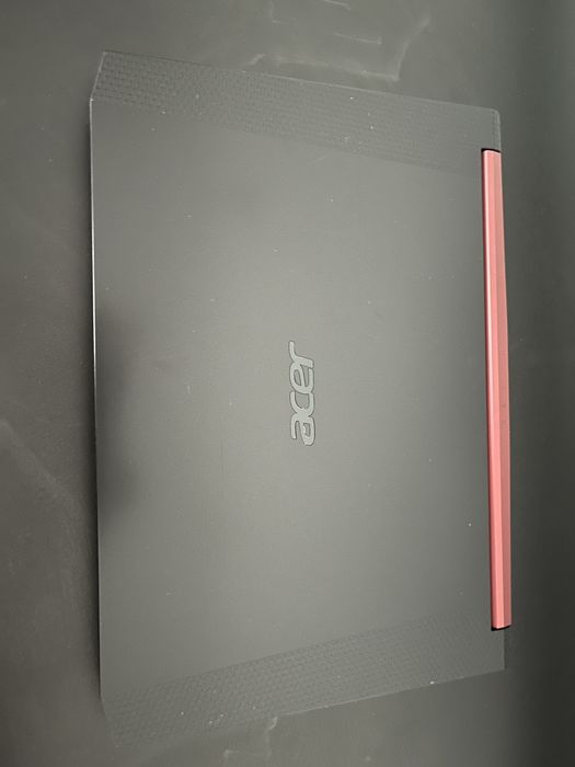 Acer Nitro 5 | i5-9300H | GTX 1650 | 512GB SSD |