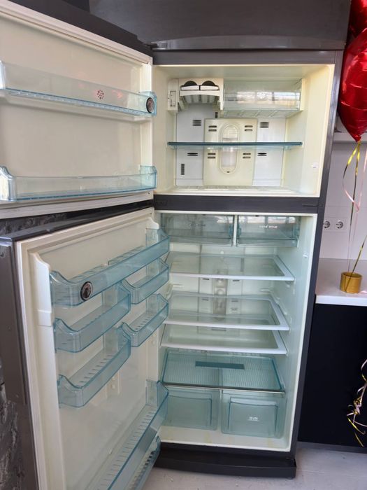 Холодильник Electrolux