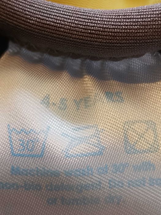 Kąpielówki Water Babies neoprenowe na 4 - 5 lat roz. 104 - 110.