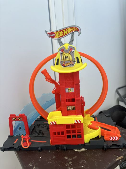 Пожежна станція Hot Wheels City пожарная  станция (HKX41)