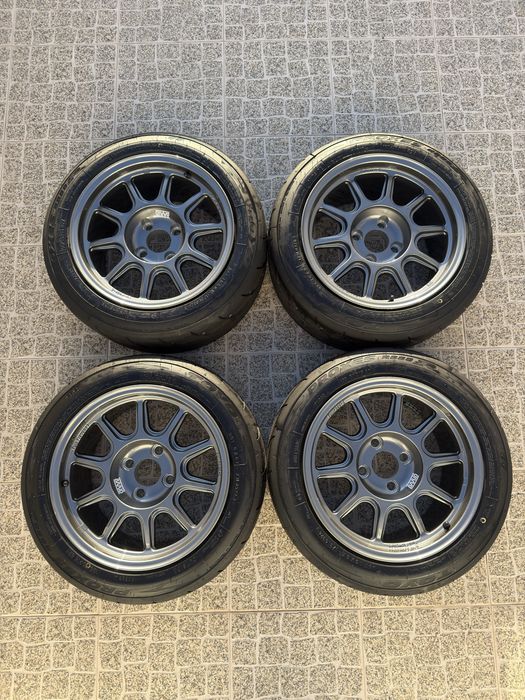 Jantes BRAID com pneus TOYO R888R