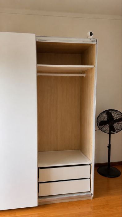 Roupeiro porta correr ikea
