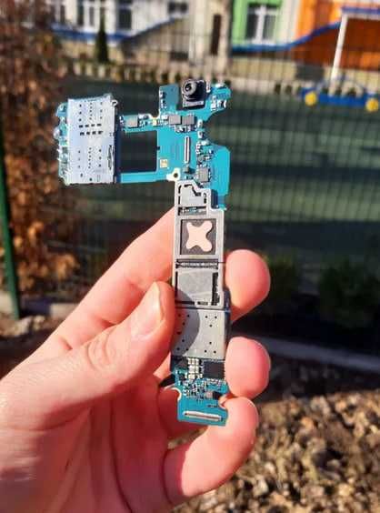 Основна камера та фронтальна Samsung Galaxy S7 Edge SM-G935V