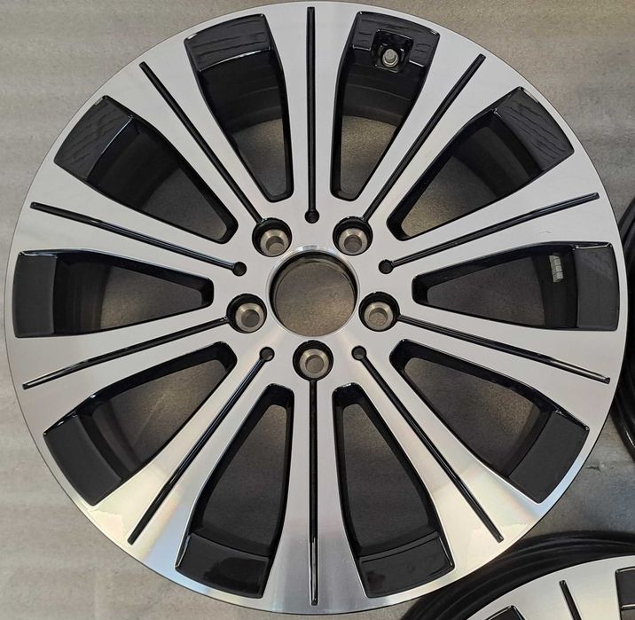 Felgi alu Mercedes EQA H243 EQB X243 18" 5X112 6,5X18 ET44.5 Oryginał czujniki