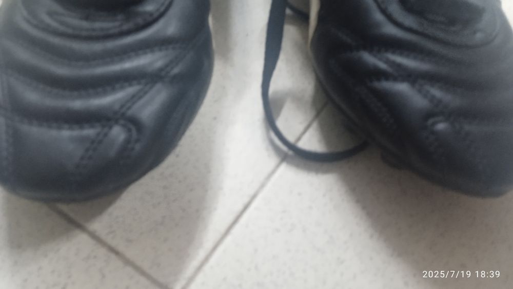 Chuteiras Puma em bom estado