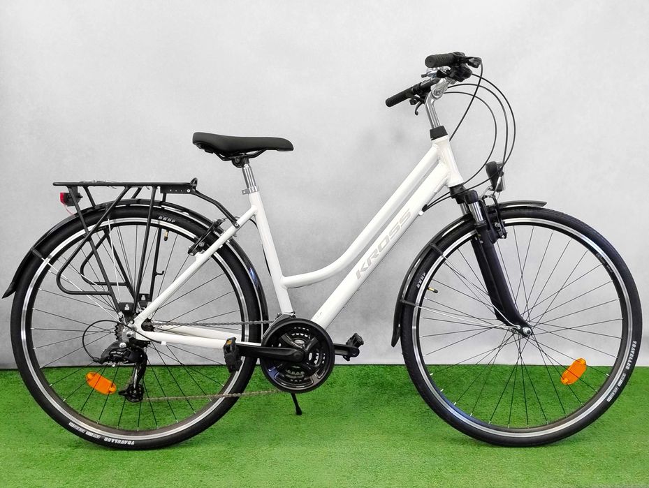 NOWY Rower trekkingowy Kross  28" UNI rama aluminium 19" 155-180cm