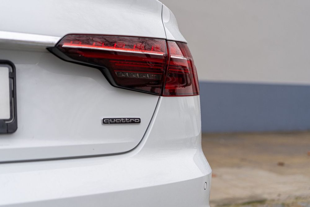 Audi A4 45 TFSI quattro S line S tronic