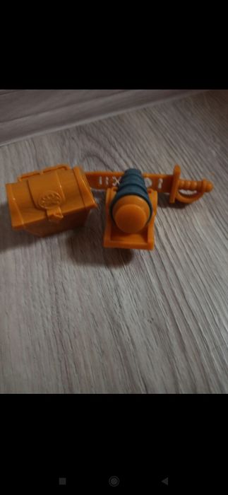 Zestaw Play-Doh plus pudełko