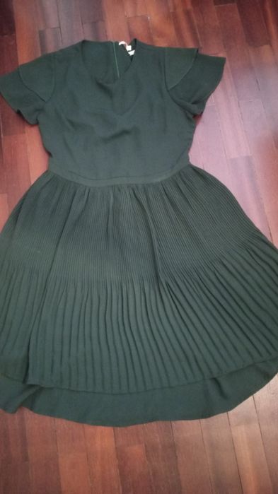 Vendo vestido muito lindo verde