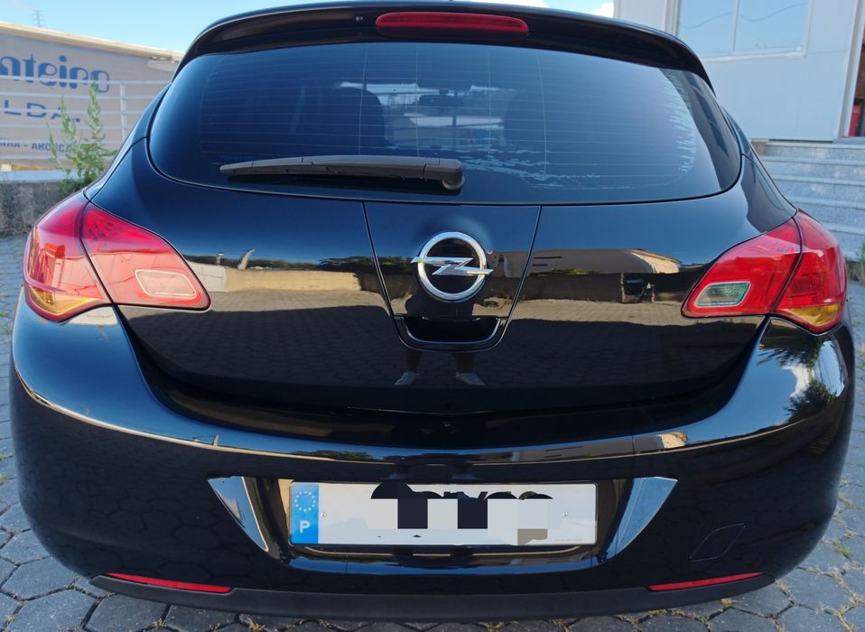 Opel Astra J 1.7 CDTI