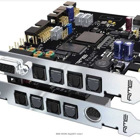 Звукова карта RME HDSPe RAYDAT