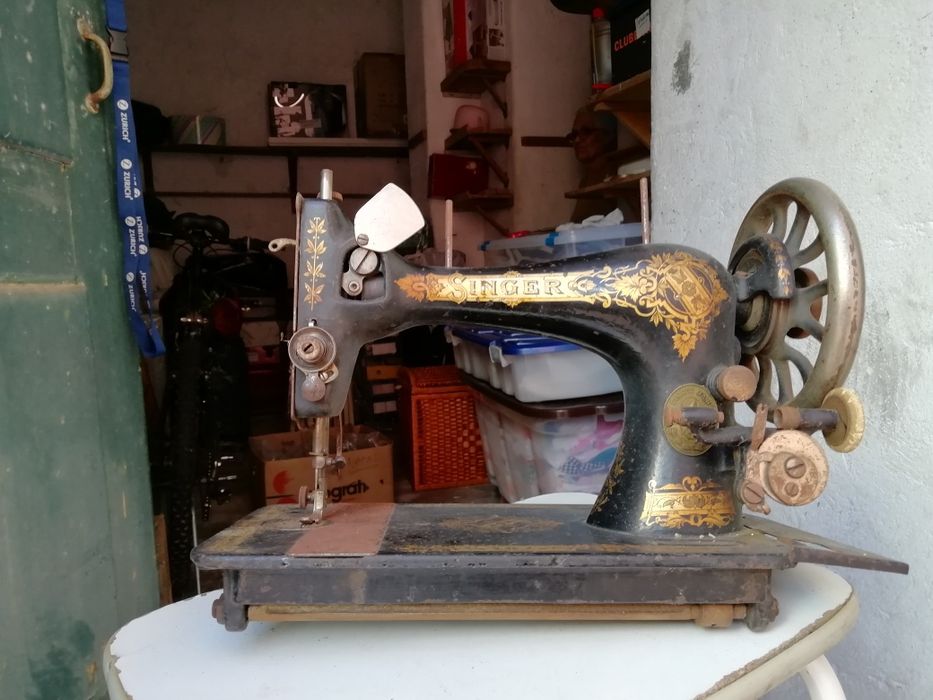 2 cabeças de maquina de costura SINGER