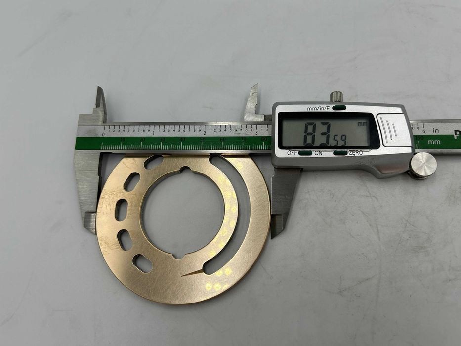 Płyta zaworowa / tarcza rozrządu pompy CASE Maxxum A10V