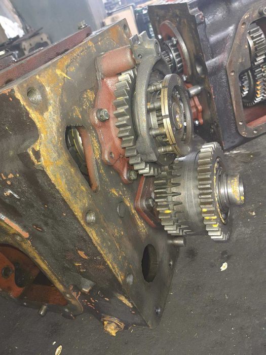 Продам КПП синхронну до трактора МТЗ 920