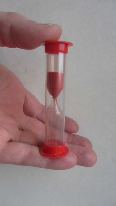 часы песочные 1 минута, красный песок