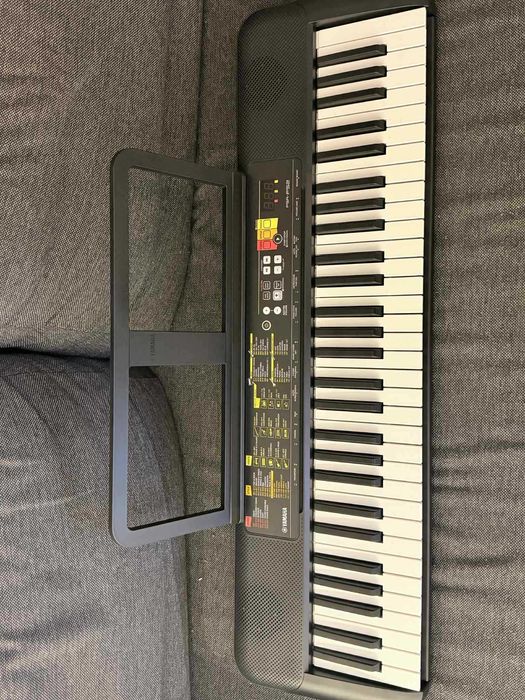 Keybord Yamaha PSR-F52 // Praktycznie nowy, uzywany 3 razy!
