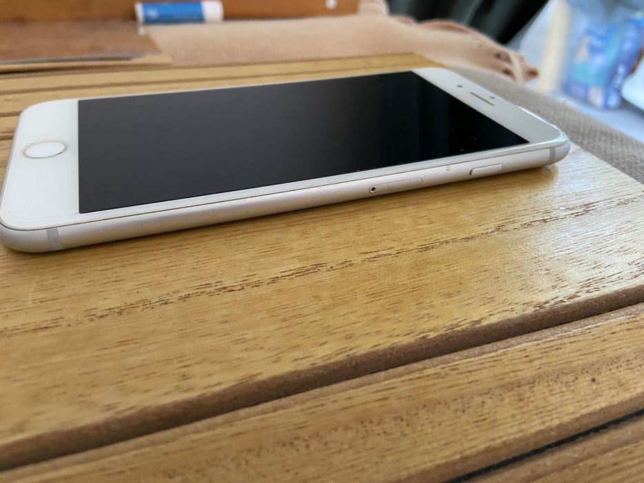Iphone 8 plus branco