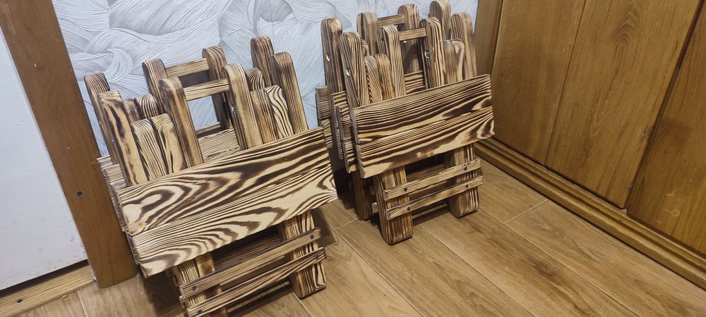 Табуретки с Берёзы,сосны и раскладные стульчики