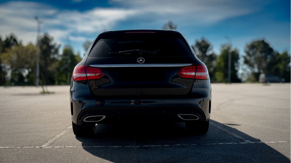 MERCEDES C200 - AMG Full Extras (Edição Especial Pack Night)