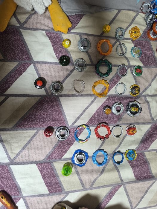 Бейблейд з 3-7 сезон