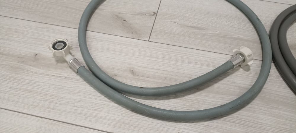 Продам 2 шланги для стіраклки, 1.5м і 2.5м НОВІ