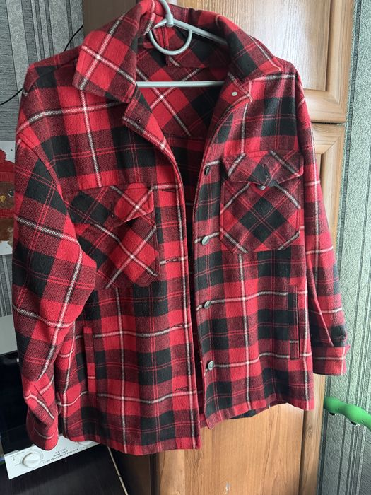 Косуха нова,рубашка трендова тепла в клітинку