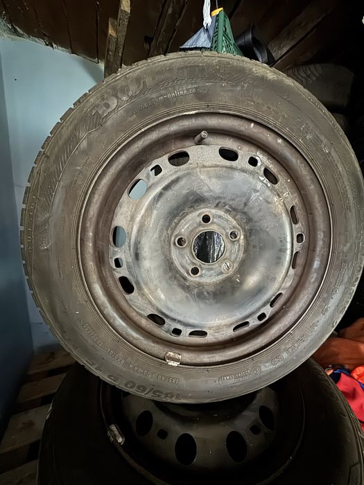 Шини  колеса зимові