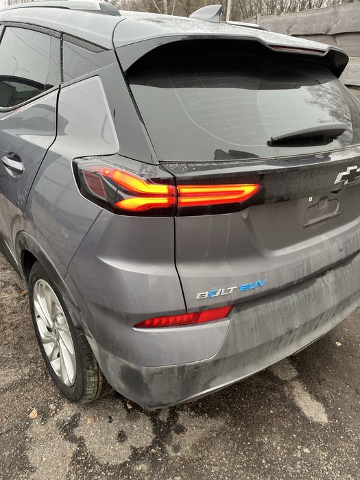 Chevrolet bolt euv 2022рік розбірка запчастини