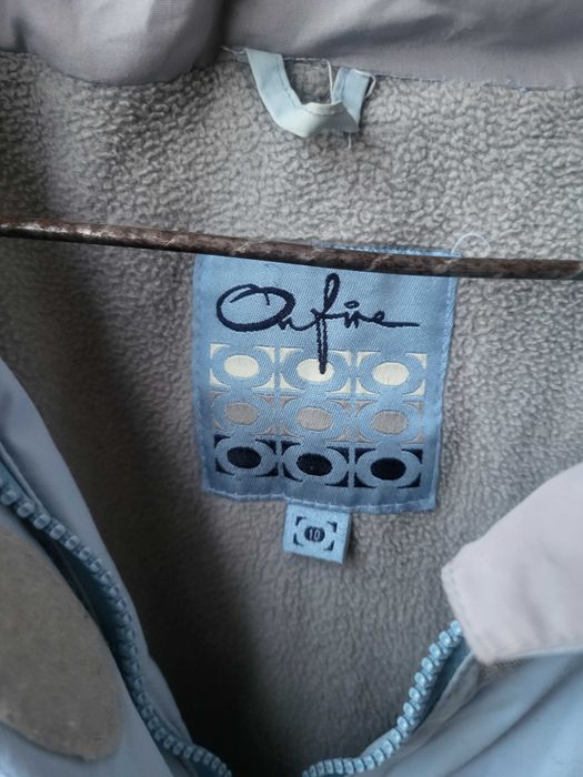 спортивная элегантная  куртка  автоледи или локтями толкатся