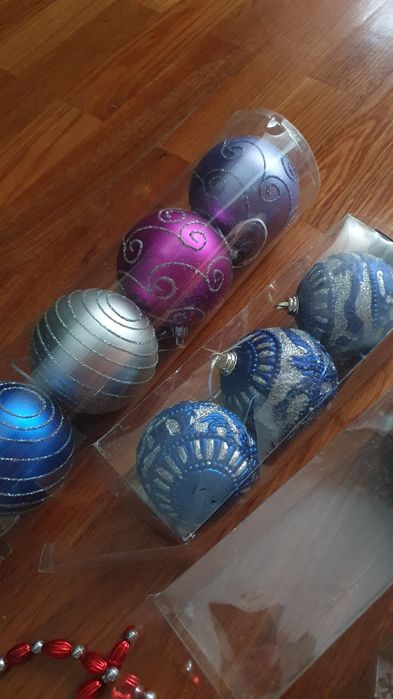 Enfeites decorações de natal azuis e prateadas