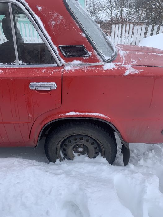 Продам ваз 2103!