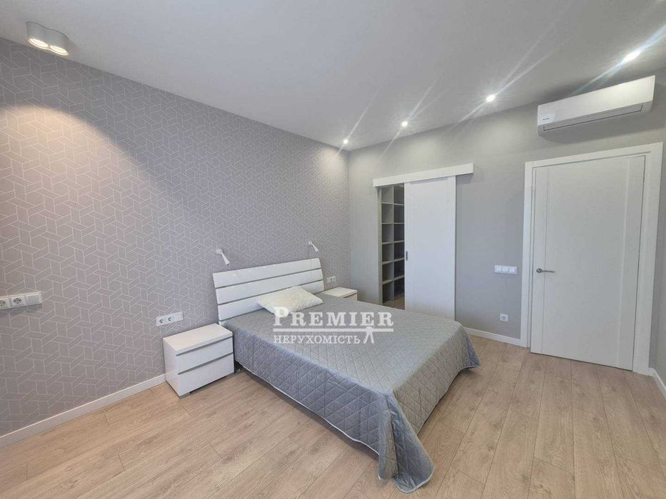 Великий Фонтан! Продам 1-к. 50м² з новим ремонтом. Програми