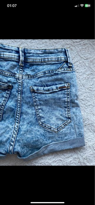 Spodenki szorty niebieskie jasnoniebieskie Bershka 32 XXS 0