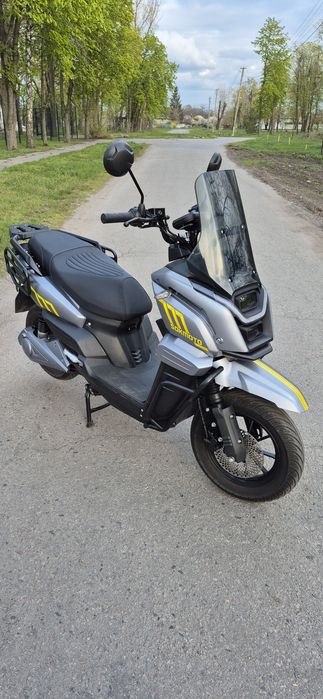 Економний Потужний 3000w  SokMoto ADV LITHIUM 72V 45ah Вартість 100 км пробігу 22 грн