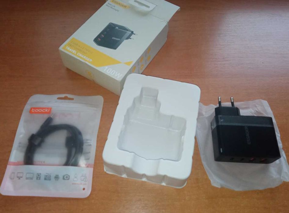 Быстрая зарядка Essager 100W GaN USB Type C + 100W кабель