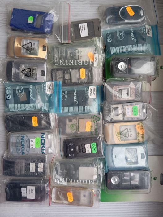 Корпусы. Панели. Motorola. Nokia.