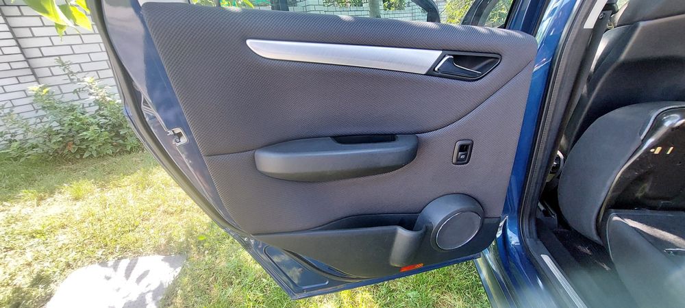 Продам мерседес В170 2009р