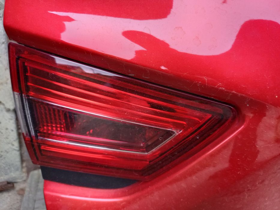 Lampa tyl tylna klapy lewą prawa Renault Clio IV 4
