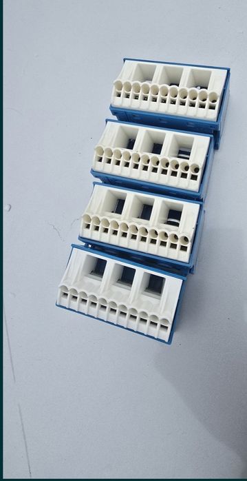 Hager Blok samozacisków od 15zl szt