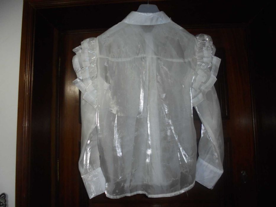 Blusa de senhora cor branca
