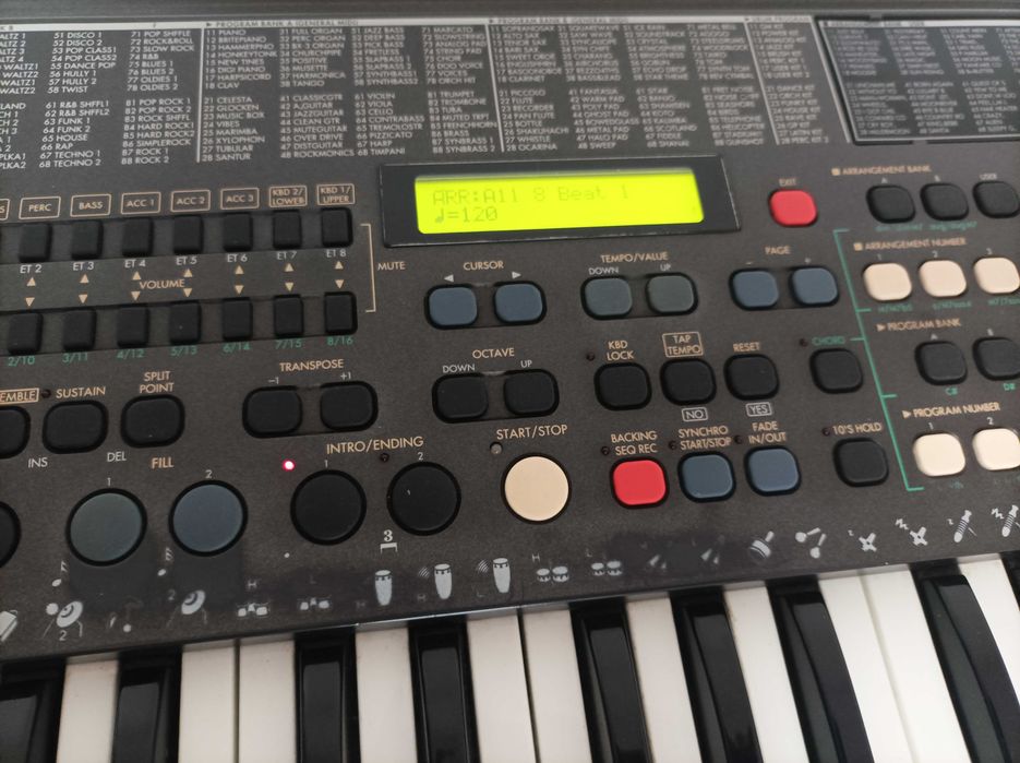 Teclado musical korg I5S