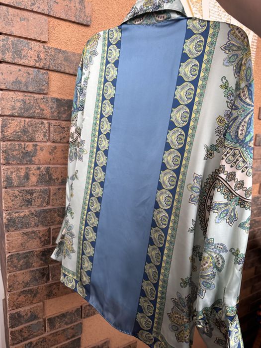 Туники свитера блузоны кофточки