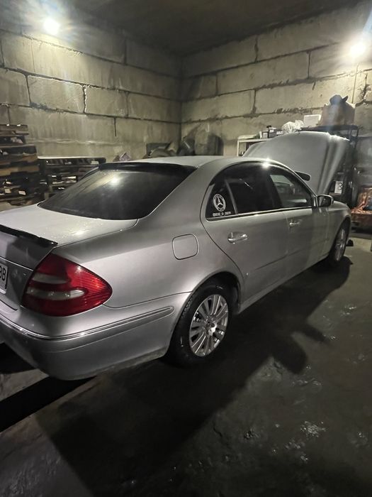 Продам 211 3,2 бензин